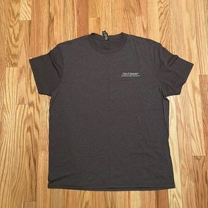 JFK T-Shirt SIZE: L CONDITION: good as new!